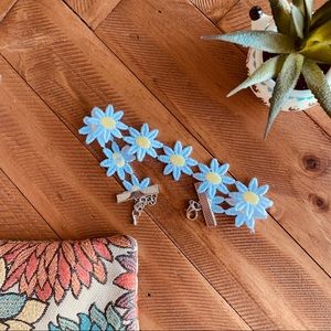 Daisy Chain Choker Necklace